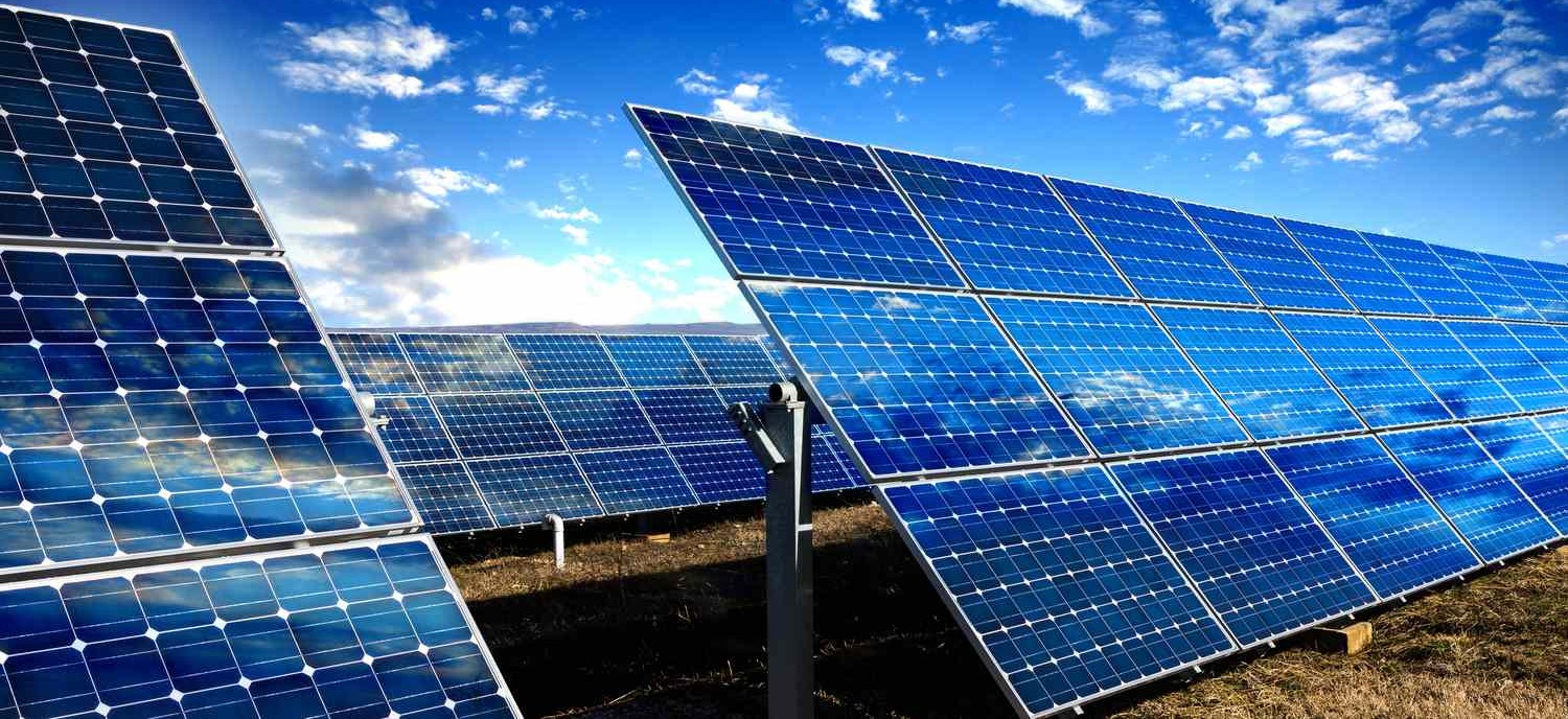 blue solar panels 1226088001 cee91a7ba920447280aed1d081b44859